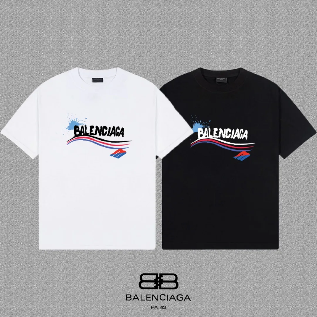 P80✨🔥 BALENCIAGA Paris lettering printed short-sleeved T-shirt. Custom-woven and dyed 300 grams of combed cotton heavyweight fabric. Zero color difference in threads. Perfect details. Different from the current currency version. Welcome to compare. Same Style for men and women. Must-sell in the picture above. Color: White Black Size: 1 2 3 4
